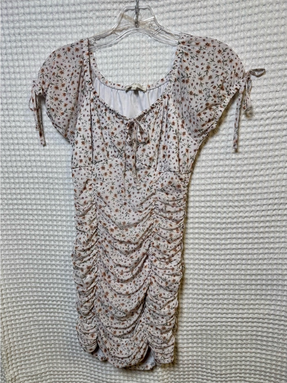 Ultra Flirt Cream Floral Ruched Tie-Front Mini Dress